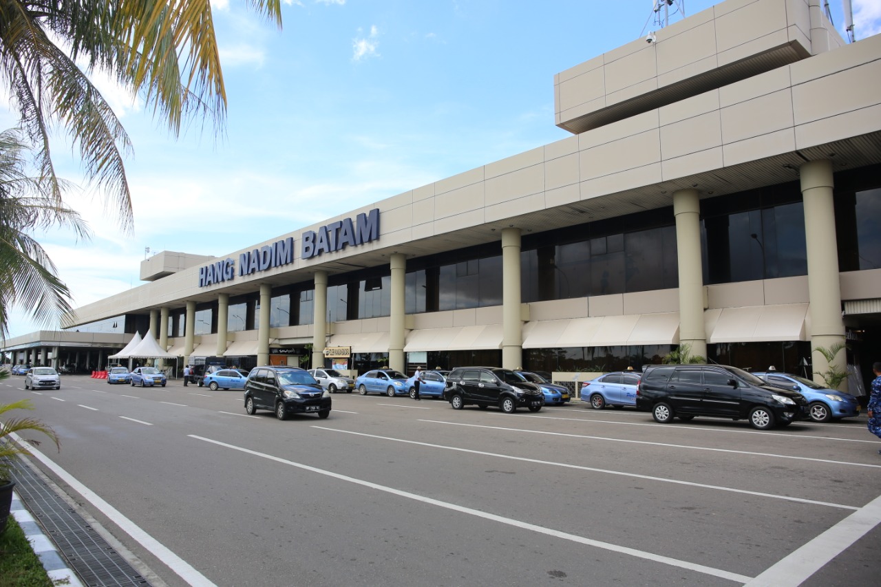 Semester I 2021, Penerbangan di Bandara Hang Nadim Belum Mengalami Peningkatan (foto : hms)