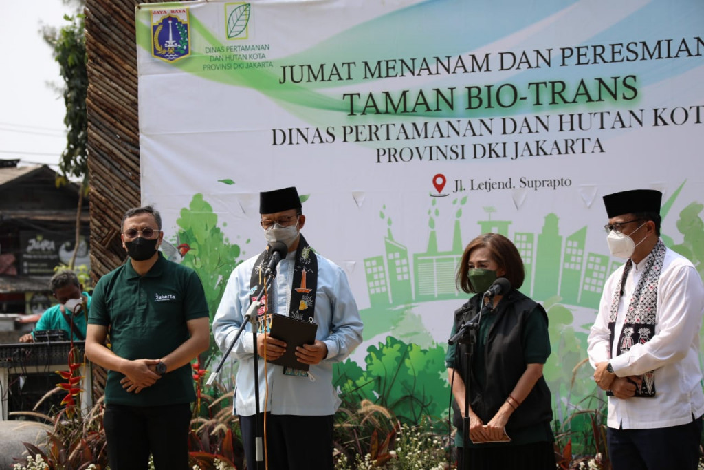 Resmikan Taman Bio Trans, Gubernur DKI: Jakarta Harus Jadi Contoh Kota Ramah Lingkungan (foto : int)